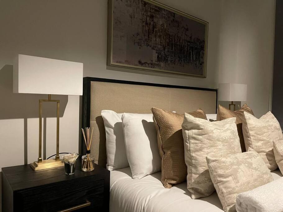 Quintessential Town House Close To Central Londra Esterno foto