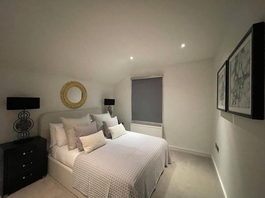 Quintessential Town House Close To Central Londra Esterno foto