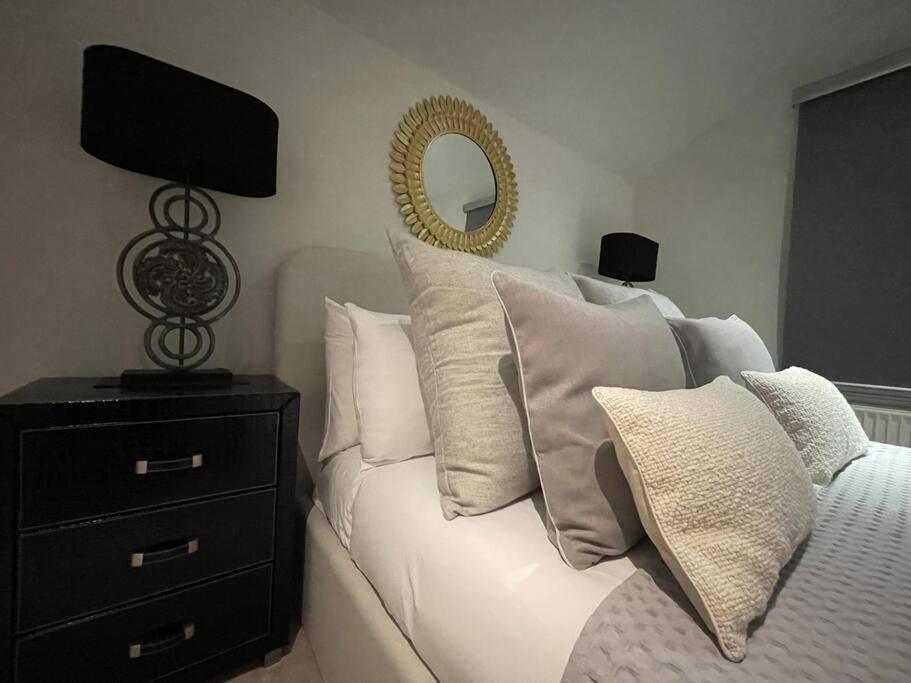 Quintessential Town House Close To Central Londra Esterno foto